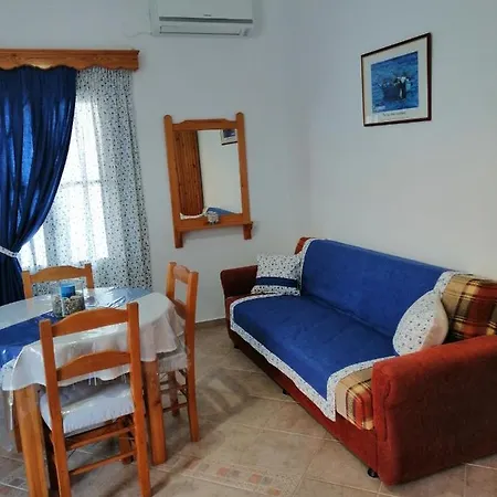 Petroula Ii Εμπορειός