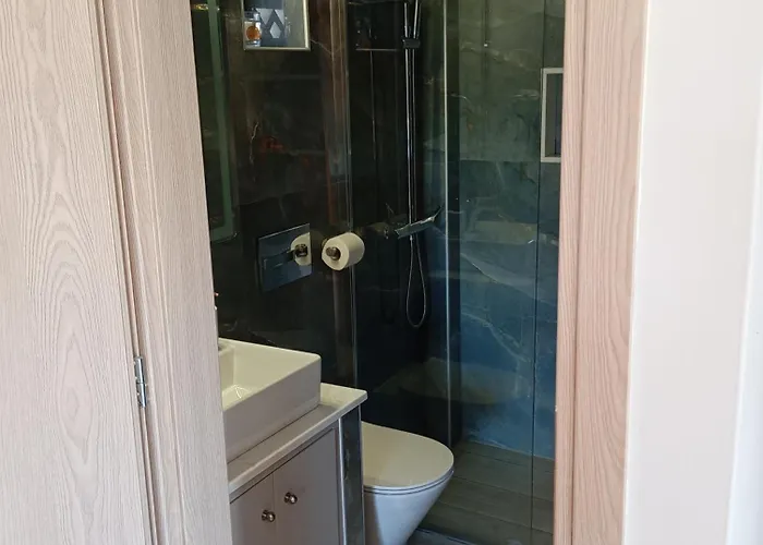 Petroula Ii * Emborios